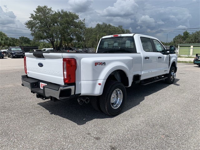2025 Oxford White Ford Super Duty F-350 DRW XL 4X4 Truck