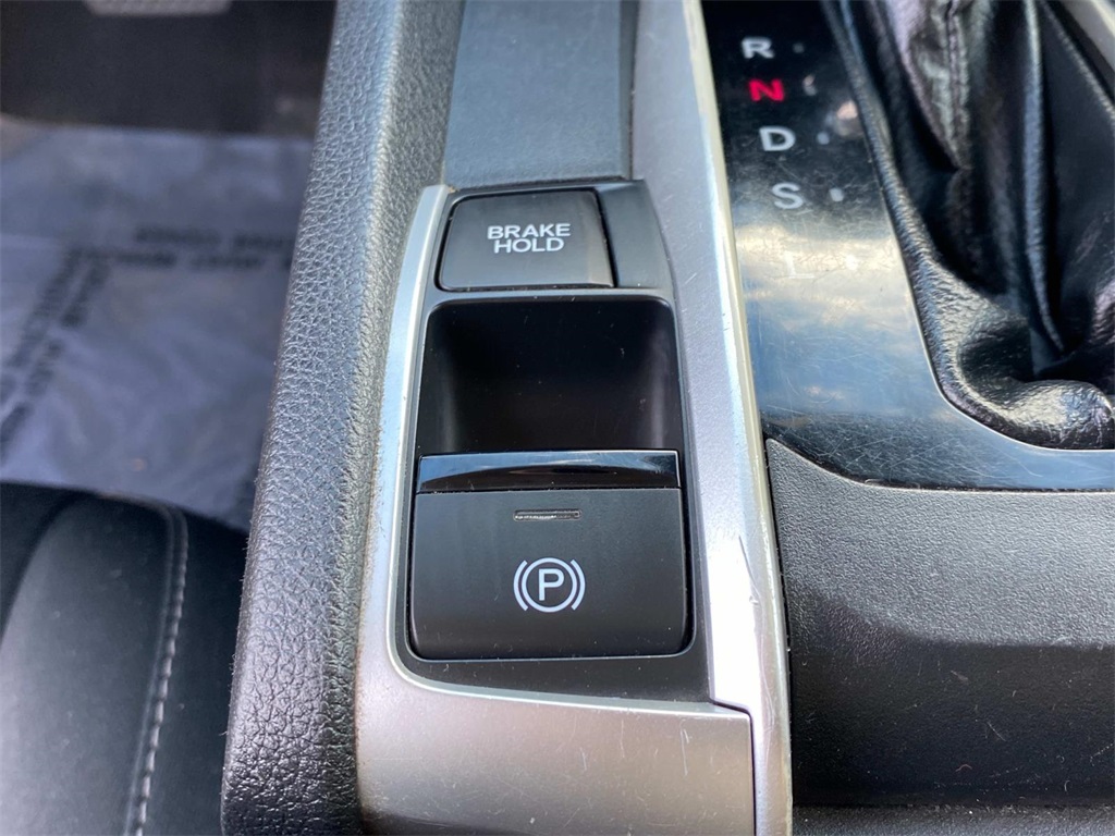 2019 Lunar Silver Metallic Honda Civic Sedan LX FWD Sedan