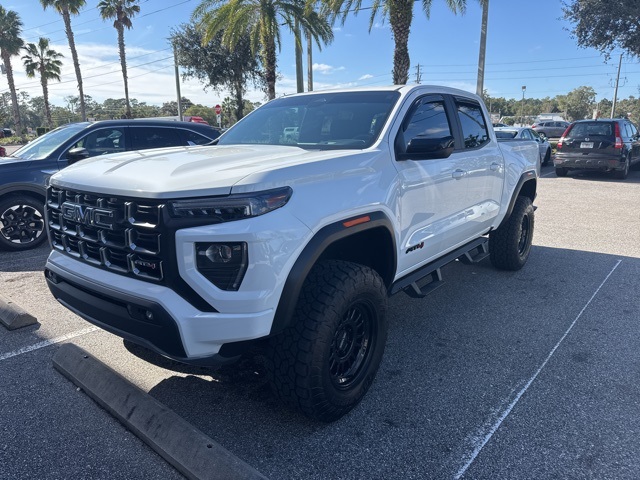 2024 GMC Canyon AT4's photo