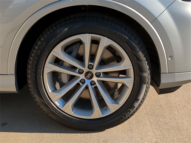 new 2026 Audi Q7 car, priced at $71,040