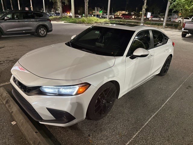 2023 Honda Civic Hatchback Sport Touring's photo