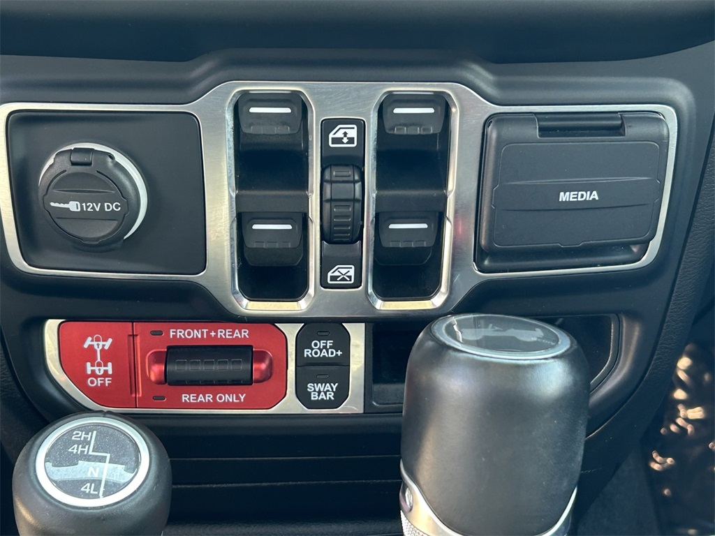 Used 2021 Jeep Wrangler SUV