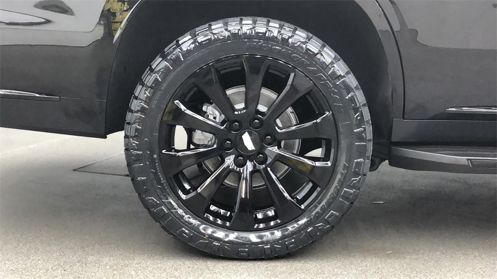 2022 Cadillac Escalade - 255740