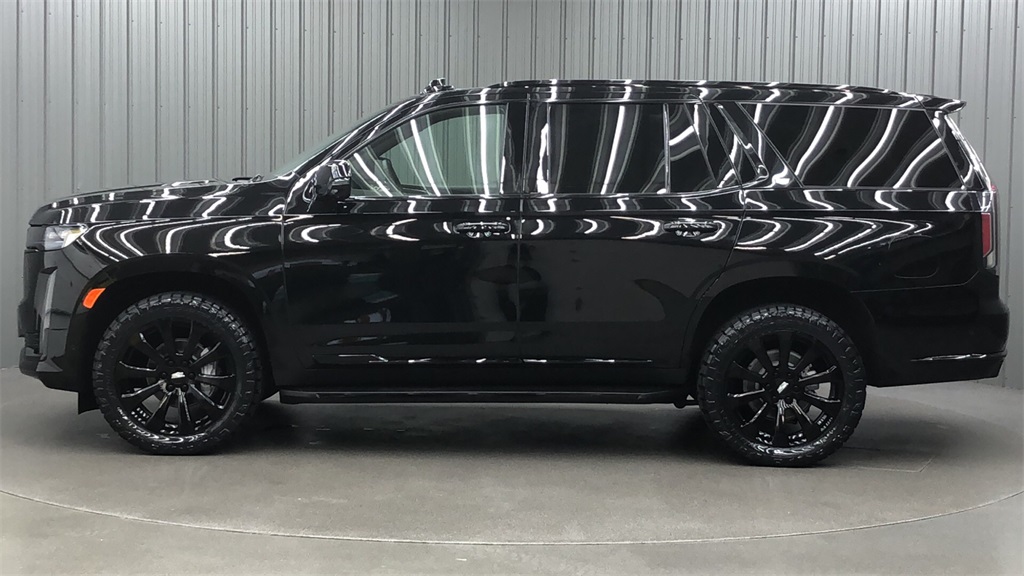 2022 Cadillac Escalade - 255740