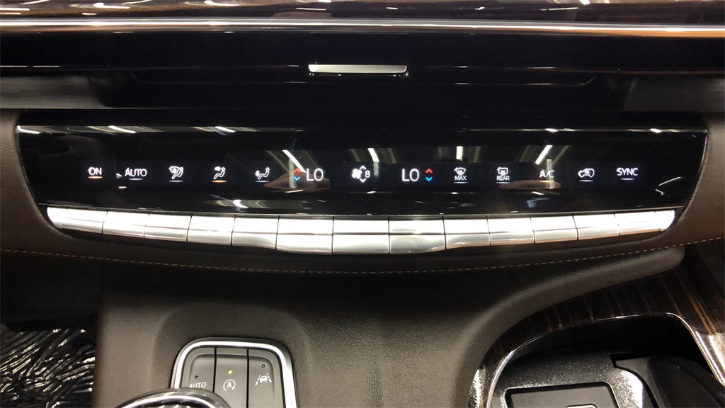 2022 Cadillac Escalade - 255740