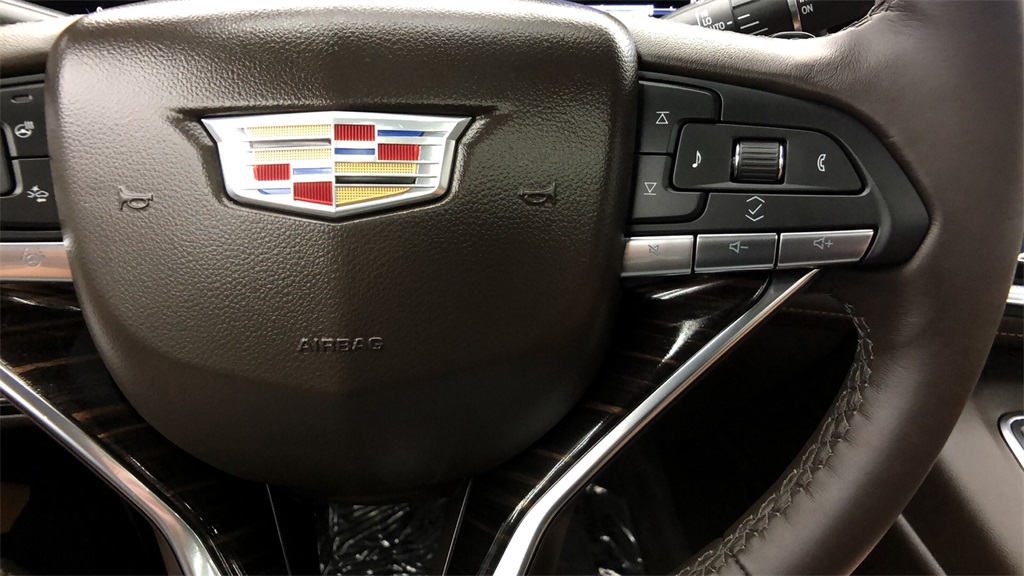 2022 Cadillac Escalade - 255740