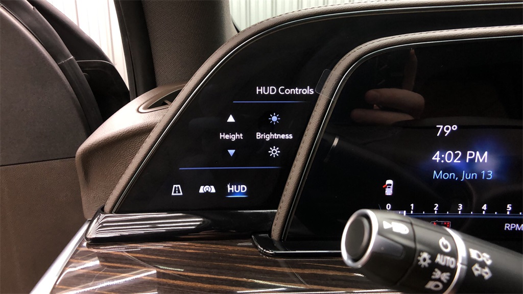 2022 Cadillac Escalade - 255740