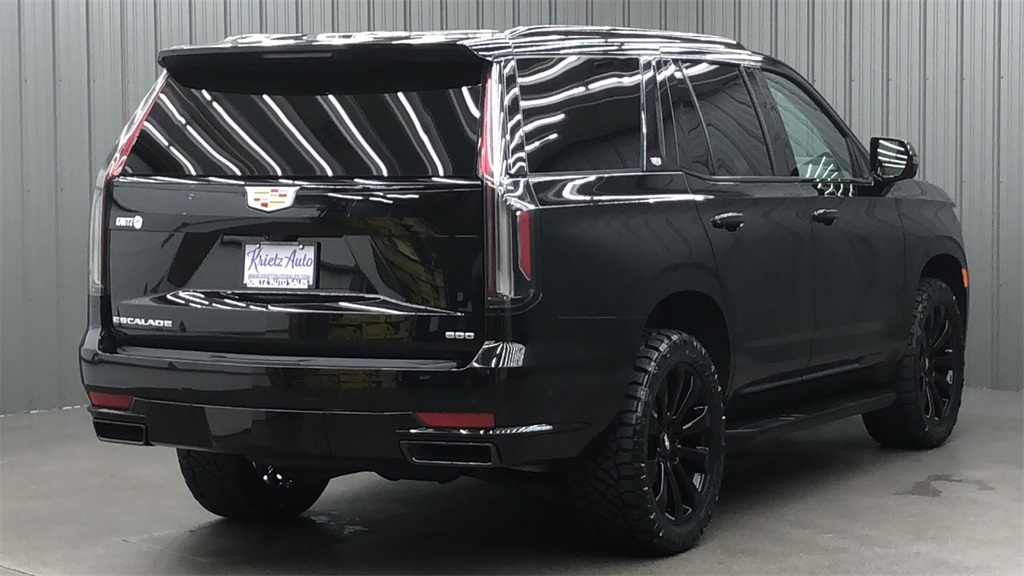 2022 Cadillac Escalade - 255740