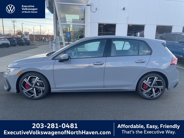 2026 Volkswagen Golf GTI SE's photo