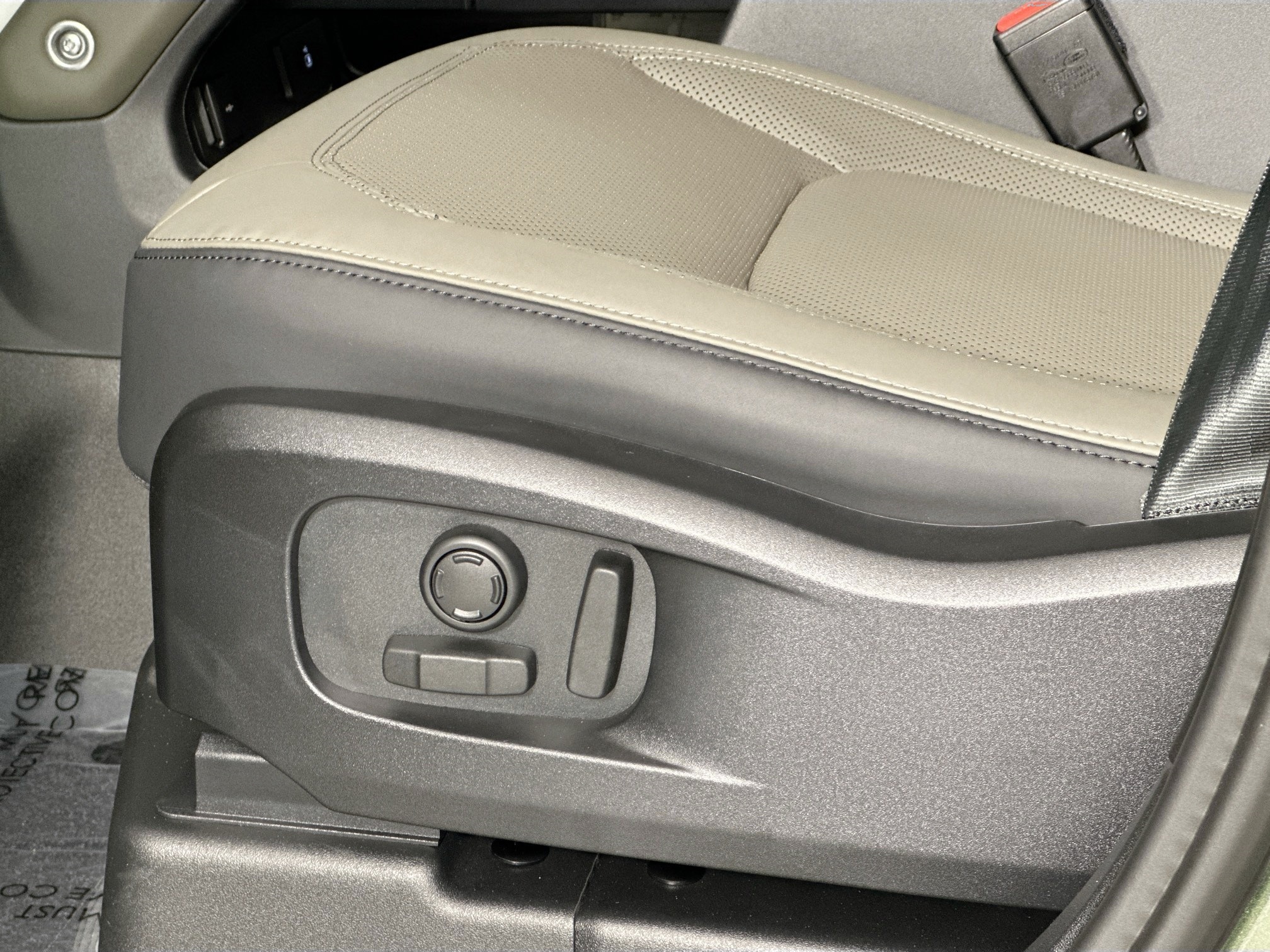 new 2026 Land Rover Defender 110 car, priced at $87,526