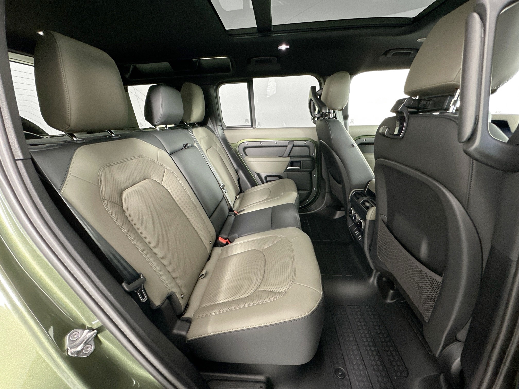 new 2026 Land Rover Defender 110 car, priced at $87,526