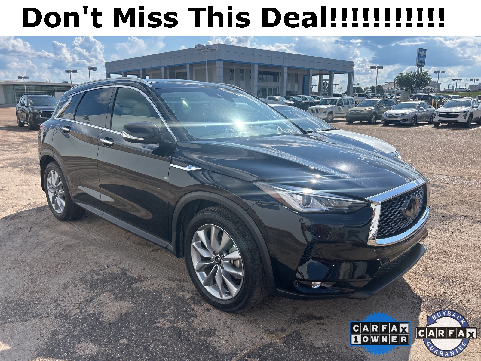 2022 Mineral Black INFINITI QX50 ESSENTIAL SUV