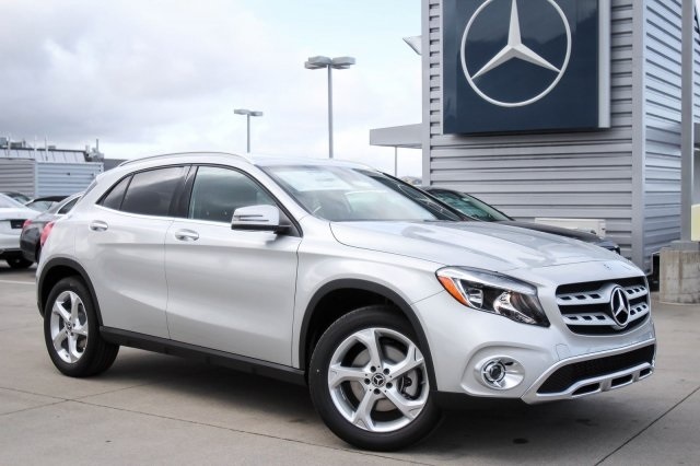 2018-Mercedes-Benz-GLA-GLA-250-4MATIC® 2018-Mercedes-Benz-GLA-GLA-250-4MATIC®