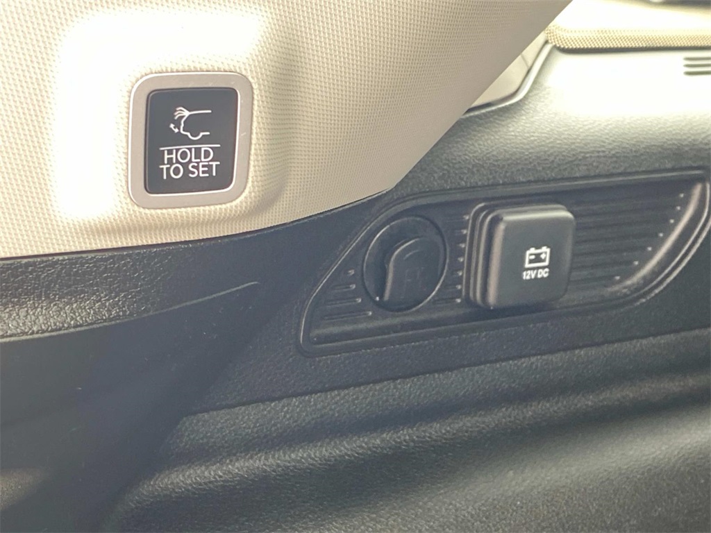 2024 Jeep Cherokee Limited 4xe photo 12