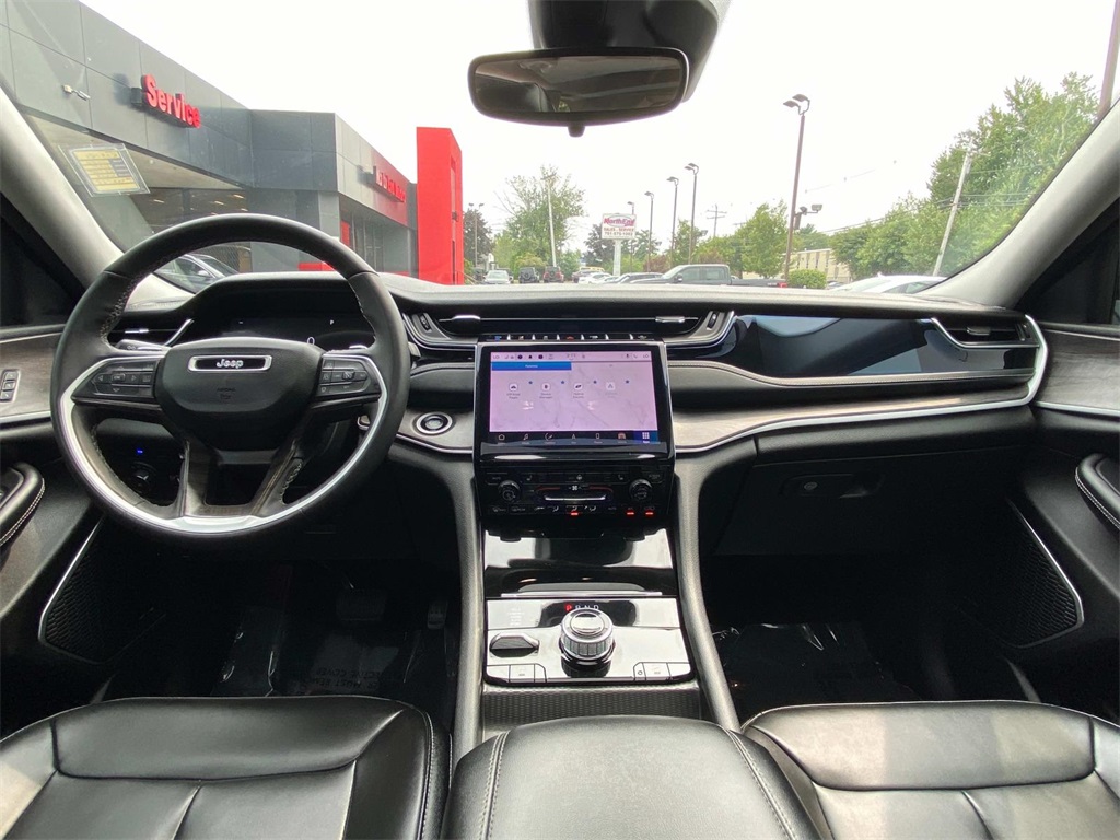 2024 Jeep Cherokee Limited 4xe photo 15