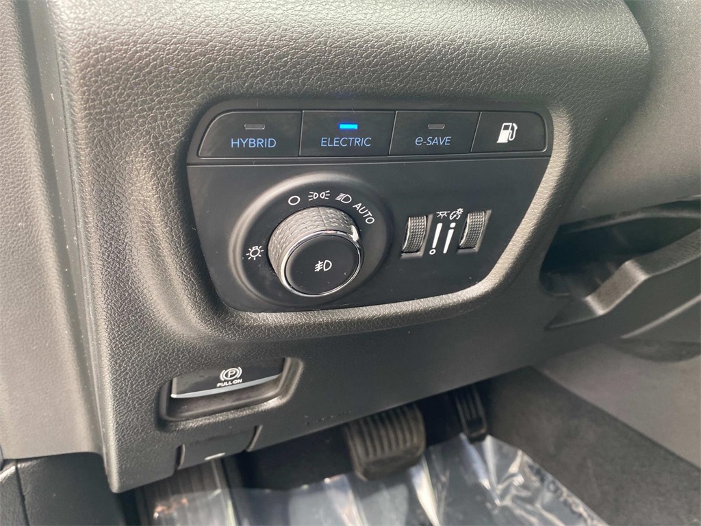 2024 Jeep Cherokee Limited 4xe photo 17