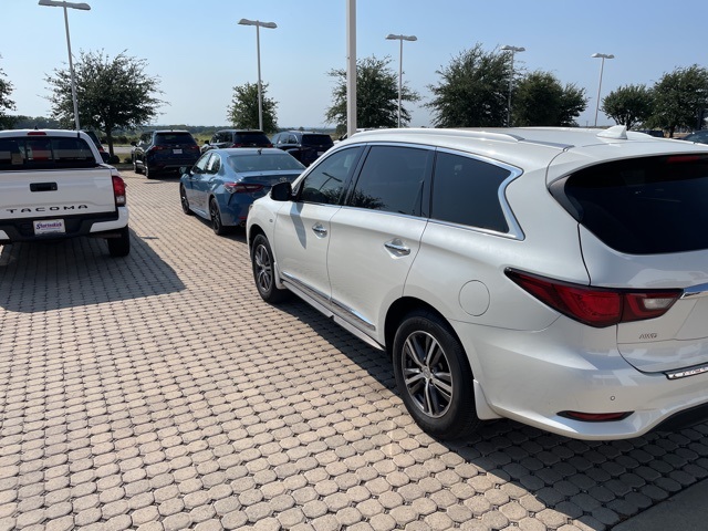 2019 Infiniti QX60 Luxe photo 4