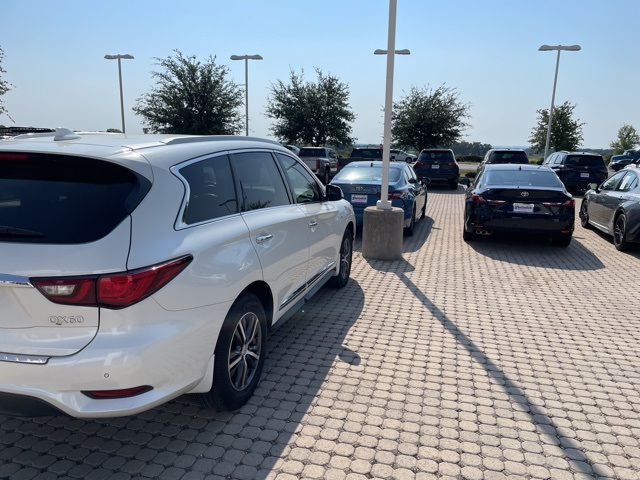 2019 Infiniti QX60 Luxe photo 5