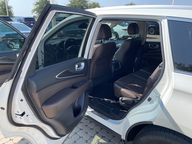 2019 Infiniti QX60 Luxe photo 9