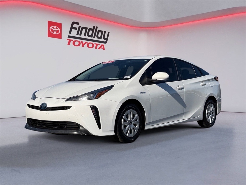 2021 Toyota Prius LE's photo