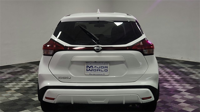 2022 Nissan Kicks S FWD 2022 Nissan Kicks S FWD