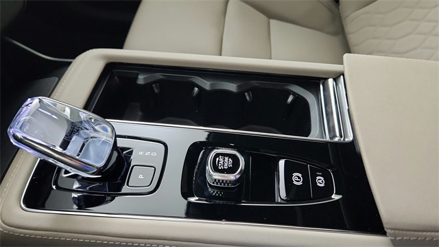 new 2026 Volvo XC90 Plug-In Hybrid car, priced at $81,875