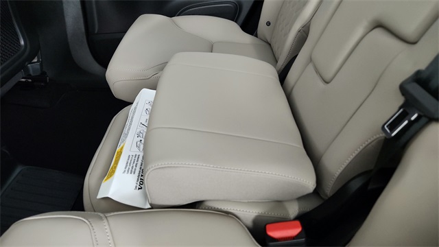 new 2026 Volvo XC90 Plug-In Hybrid car, priced at $81,875