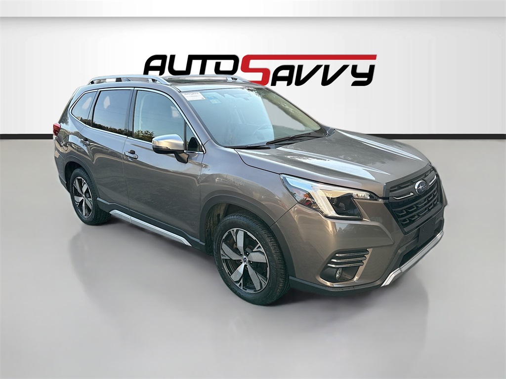 2024 Subaru Forester Touring's photo