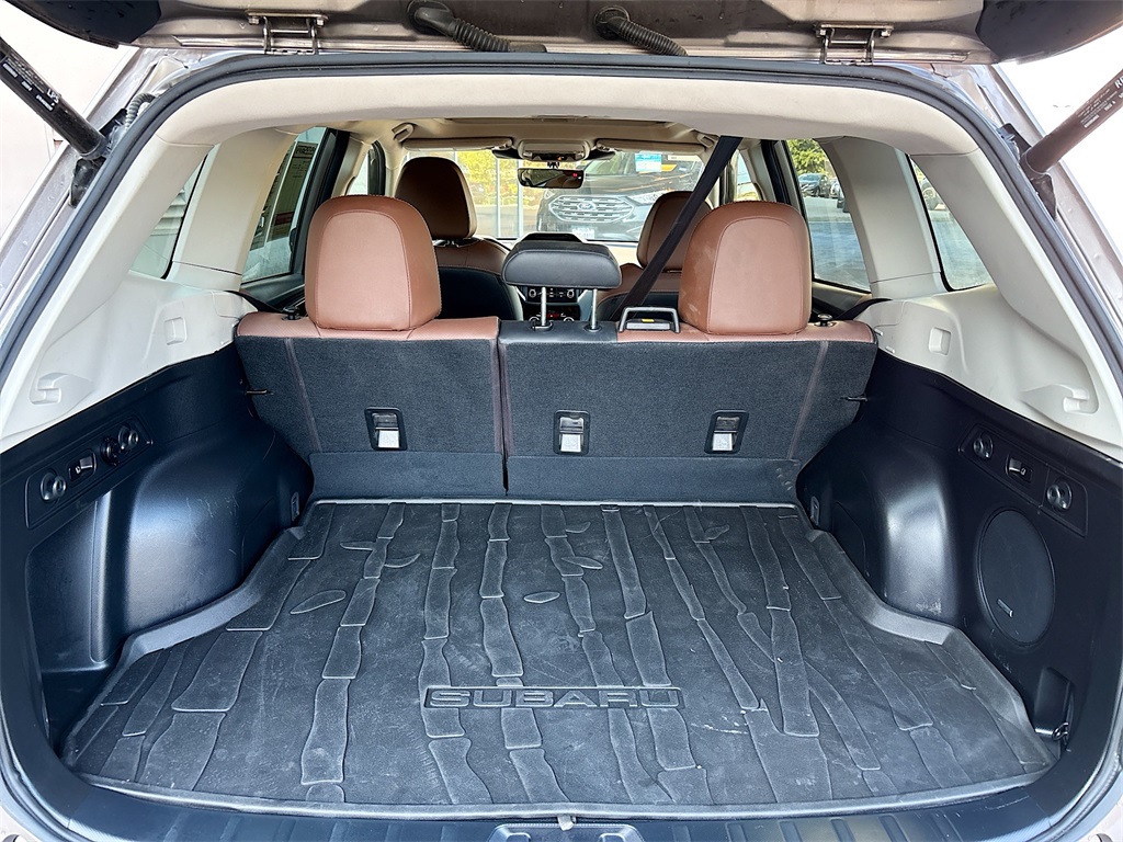 2024 Subaru Forester Touring photo 25