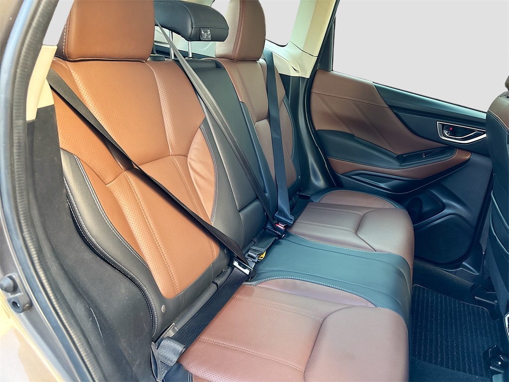 2024 Subaru Forester Touring photo 26