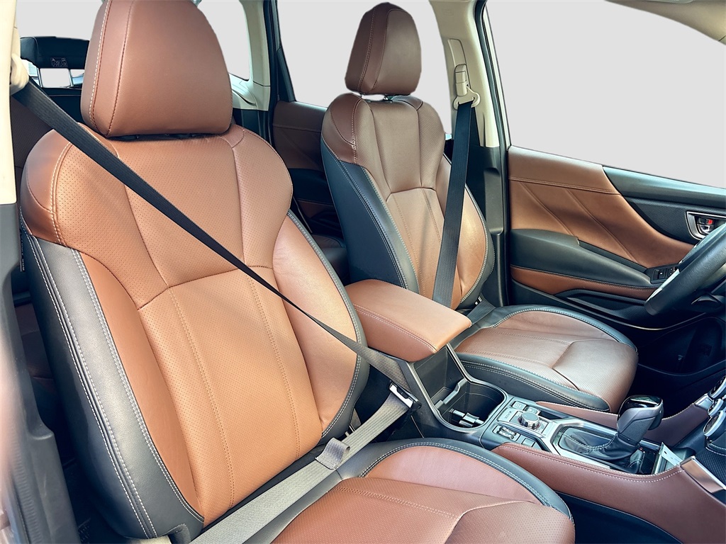 2024 Subaru Forester Touring photo 27