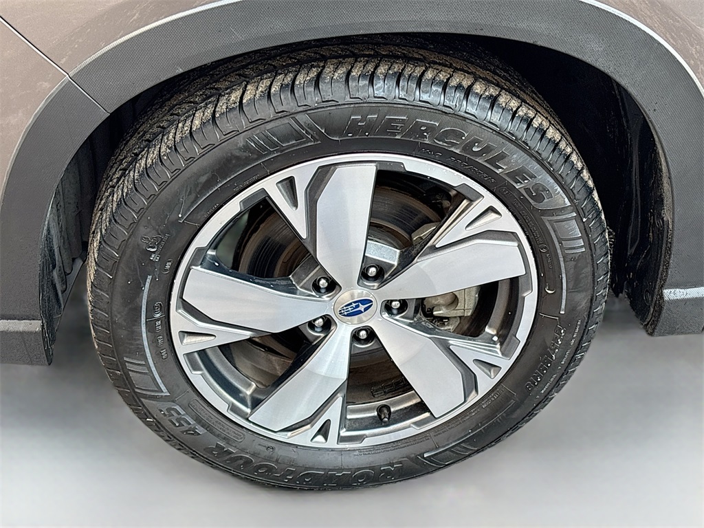 2024 Subaru Forester Touring photo 30