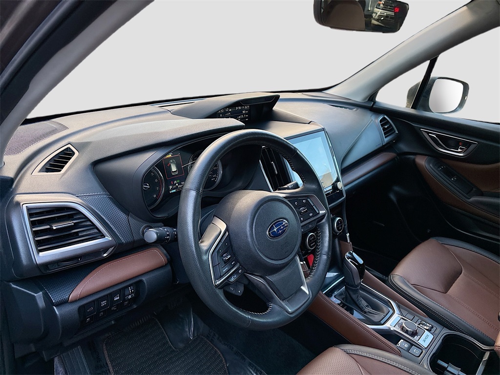 2024 Subaru Forester Touring photo 8