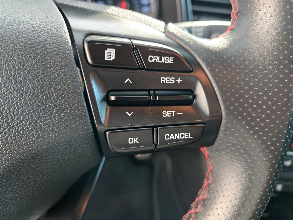 2018 Hyundai Elantra Sport photo 16