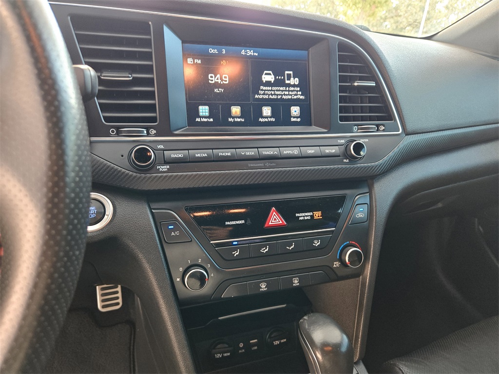 2018 Hyundai Elantra Sport photo 17
