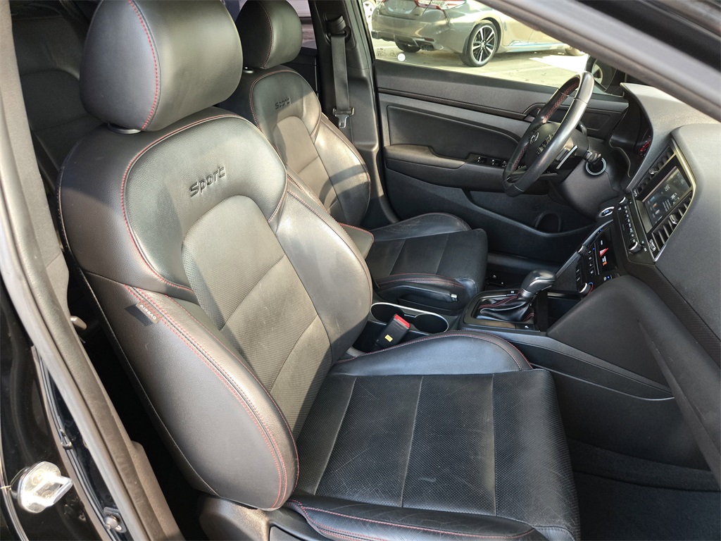 2018 Hyundai Elantra Sport photo 28