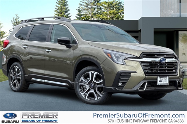 2025 Subaru Ascent Touring's photo