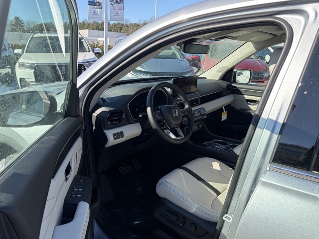 new 2026 Honda Pilot car, priced at $52,590