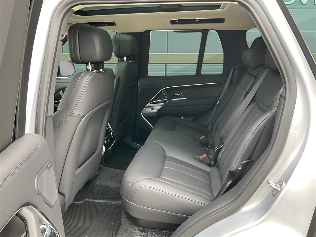 Range Rover Plug-In Hybrid P550 SE
