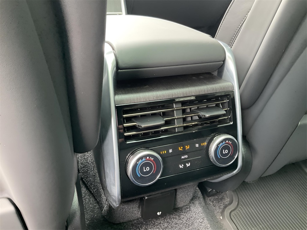 Range Rover Plug-In Hybrid P550 SE