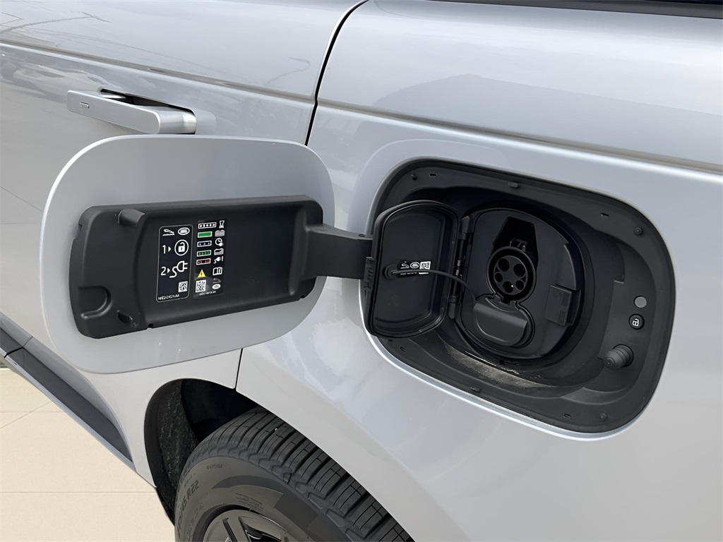 Range Rover Plug-In Hybrid P550 SE