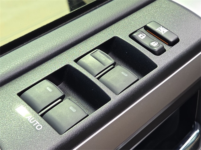 2023 Toyota 4Runner SR5 Premium photo 17