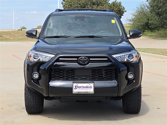 2023 Toyota 4Runner SR5 Premium photo 2