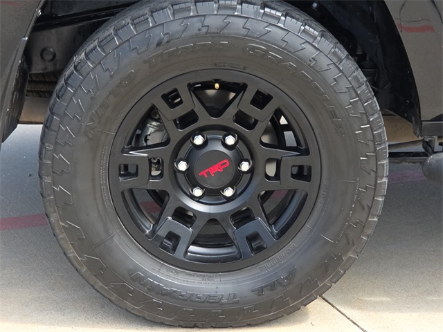 2023 Toyota 4Runner SR5 Premium photo 9
