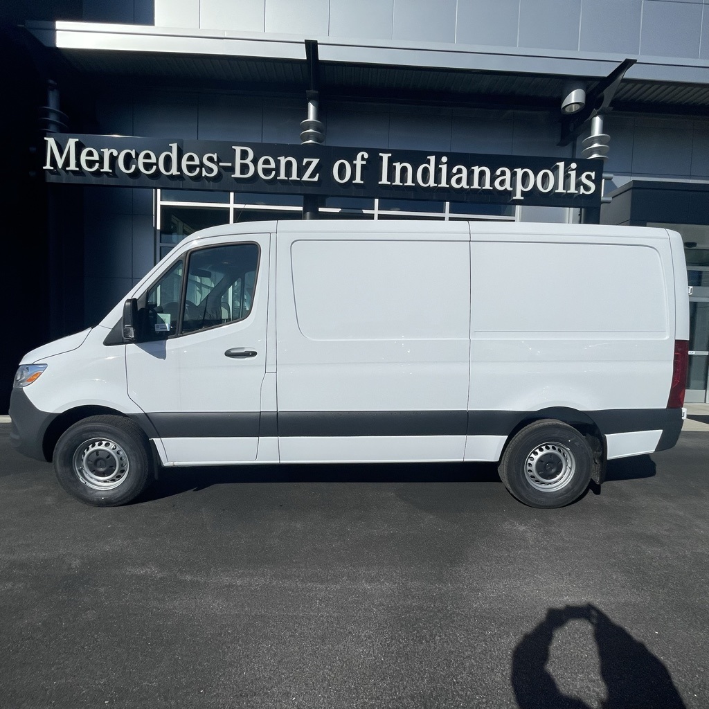 2025 Mercedes-Benz Sprinter Cargo Van Base's photo