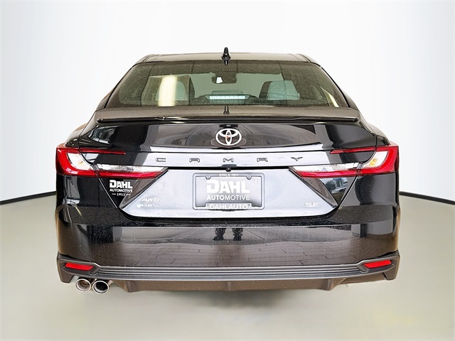 2025 Toyota Camry SE photo 4