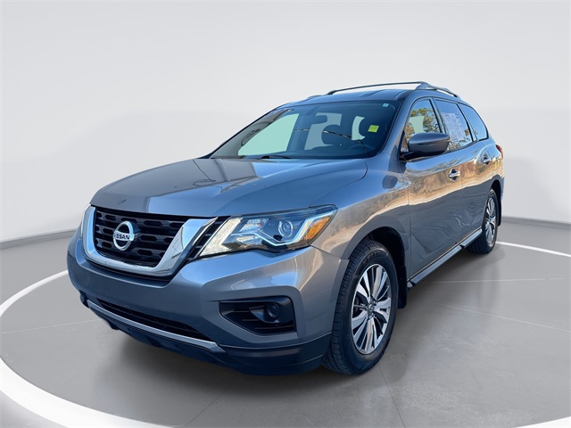 2020 Nissan Pathfinder S's photo