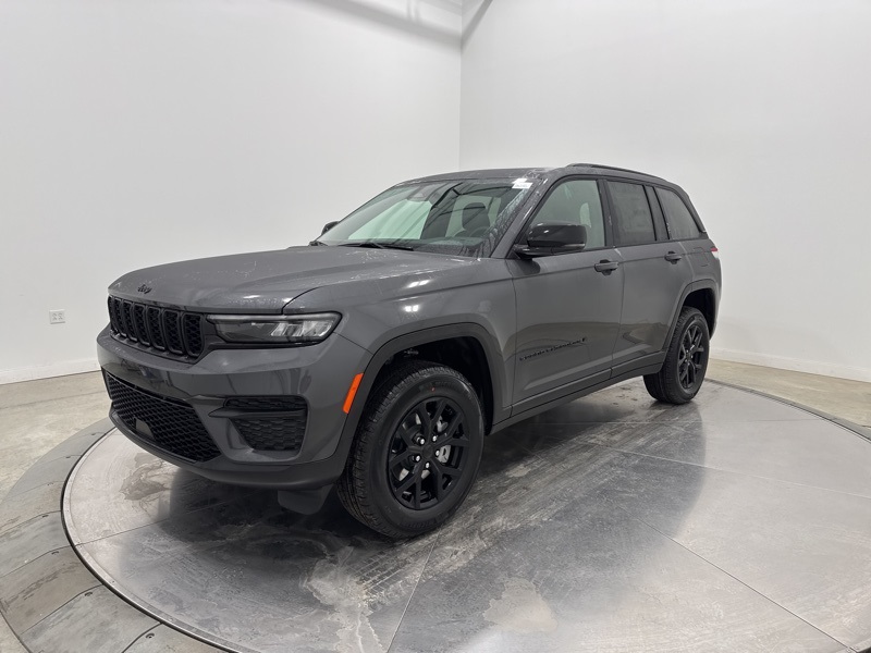 2025 Jeep Grand Cherokee Altitude X photo 3