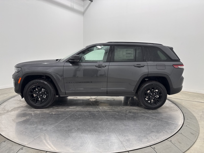 2025 Jeep Grand Cherokee Altitude X photo 4