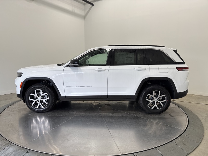 2025 Jeep Grand Cherokee Limited photo 4